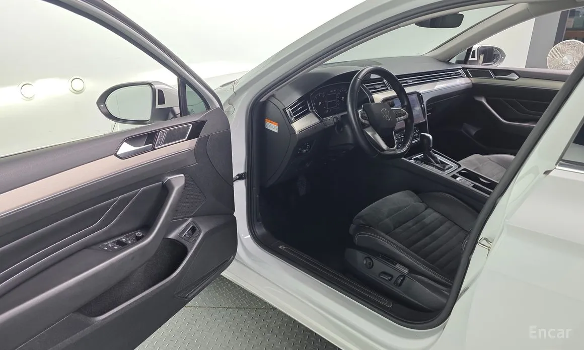 Volkswagen Passat 2018 2.0 TDI Premium
