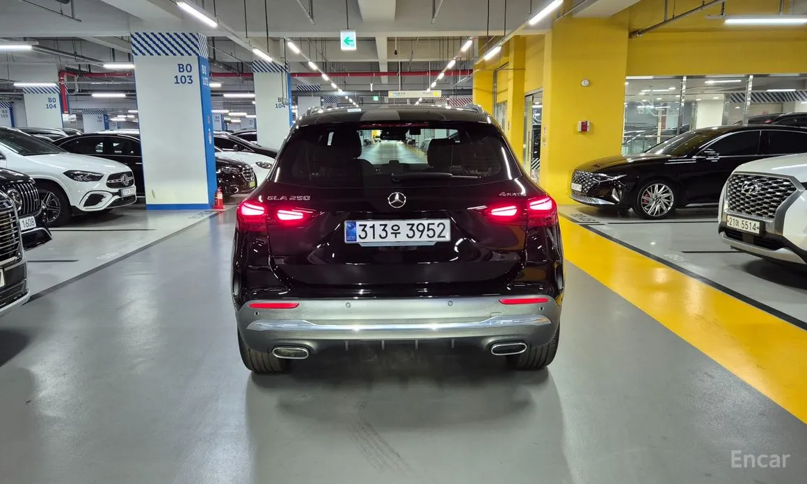Mercedes-Benz GLA-Class 2020 GLA250 4MATIC