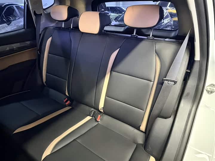2024 Geely Okavango Pro