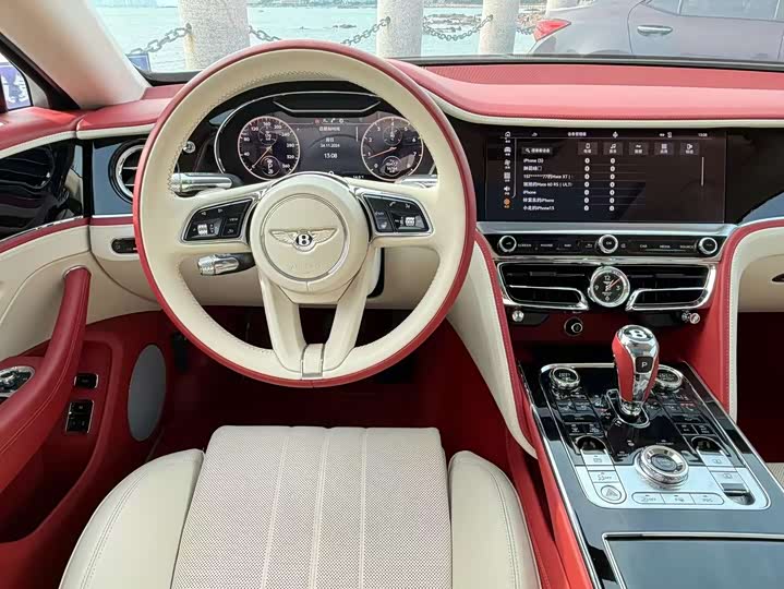 Фото 3 - Bentley Flying Spur