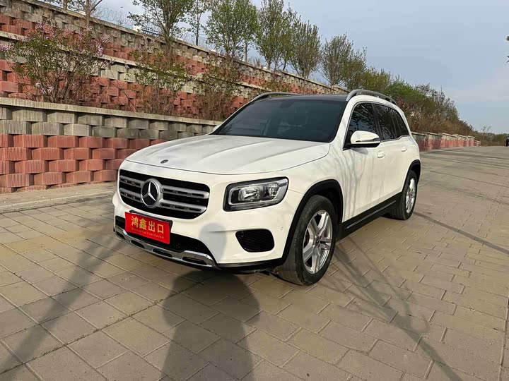 صورة 1 - Mercedes-Benz GLB-Class
