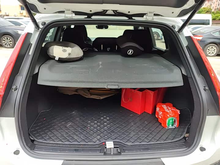Volvo XC40 2024 2024款 B3 智远豪华版