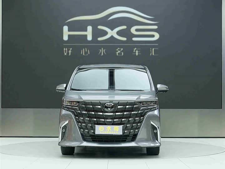 Фото 2 - Toyota Alphard