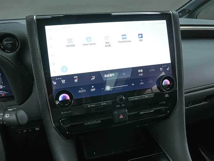 Фото 9 - Toyota Alphard