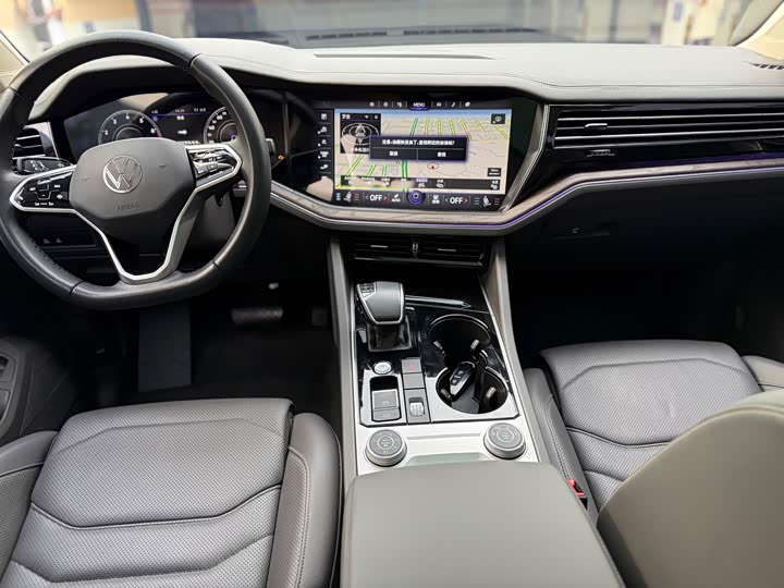 Photo 5 - Volkswagen Touareg