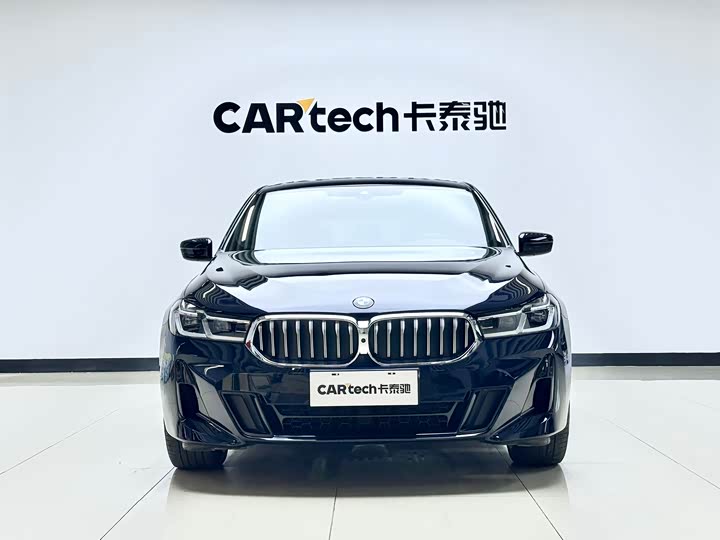 Photo 2 - BMW 6 Series GT