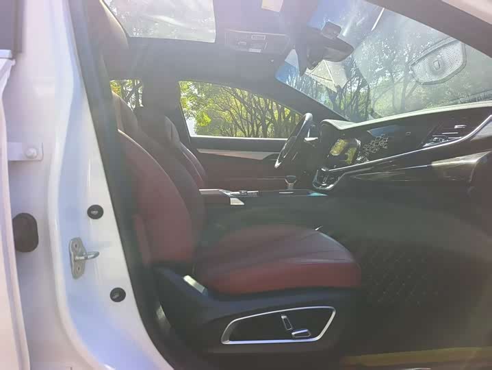Geely Emgrand GT 2021 2021款 1.8T 国风版