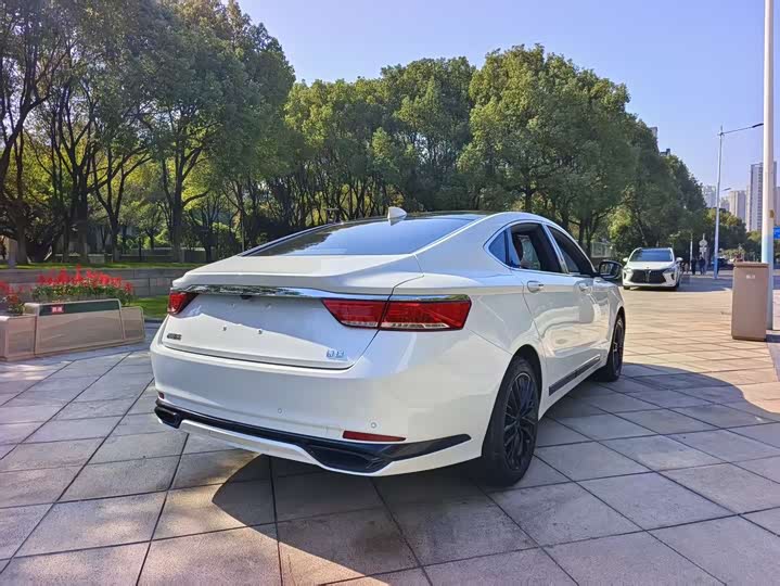 Geely Emgrand GT 2021 2021款 1.8T 国风版