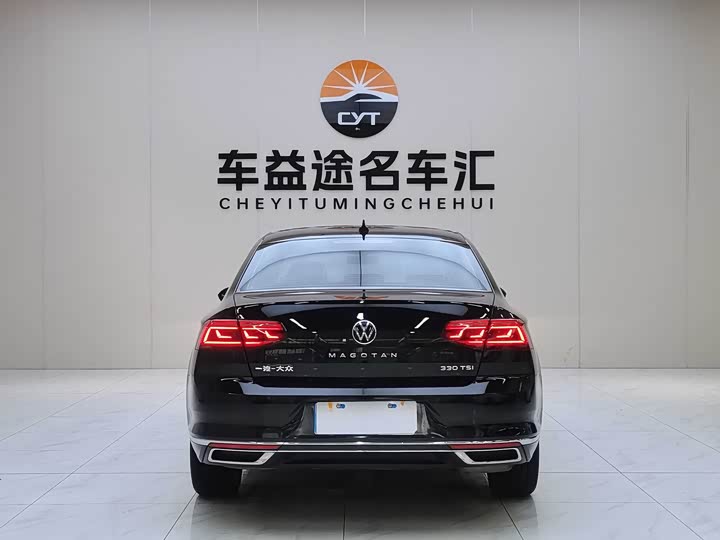 Фото 5 - Volkswagen Magotan