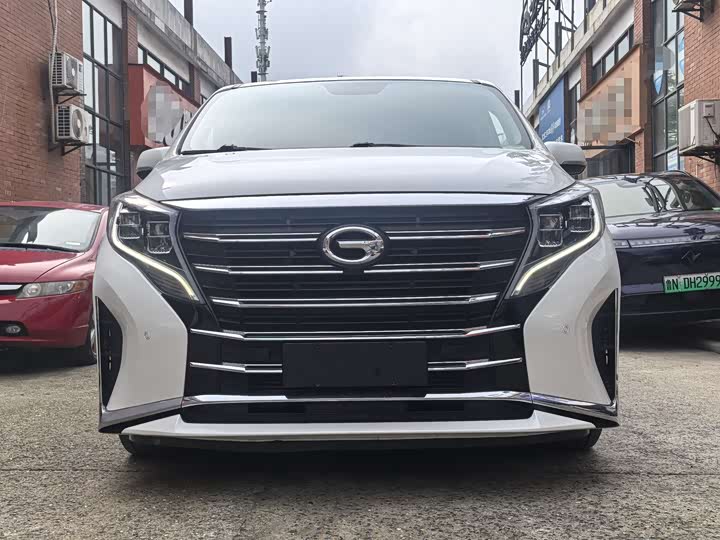 GAC Trumpchi M8 2021 2021款 领秀系列 390T 尊贵版