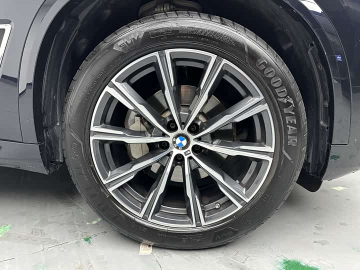 Zdjęcie 4 - BMW X5