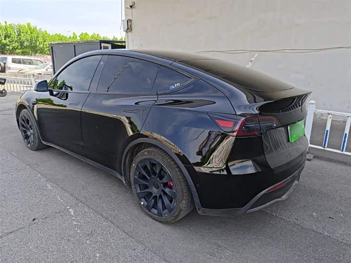 Tesla Model Y 2022 2022款 改款 后轮驱动版