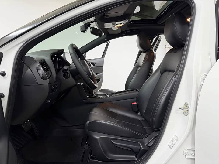 Mazda CX-4 2021 2021款 2.0L 自动两驱蓝天活力版
