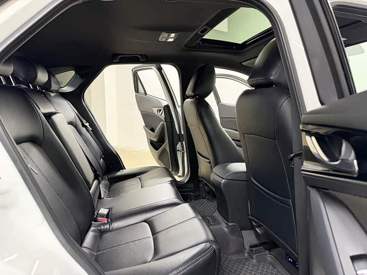 Mazda CX-4 2021 2021款 2.0L 自动两驱蓝天活力版