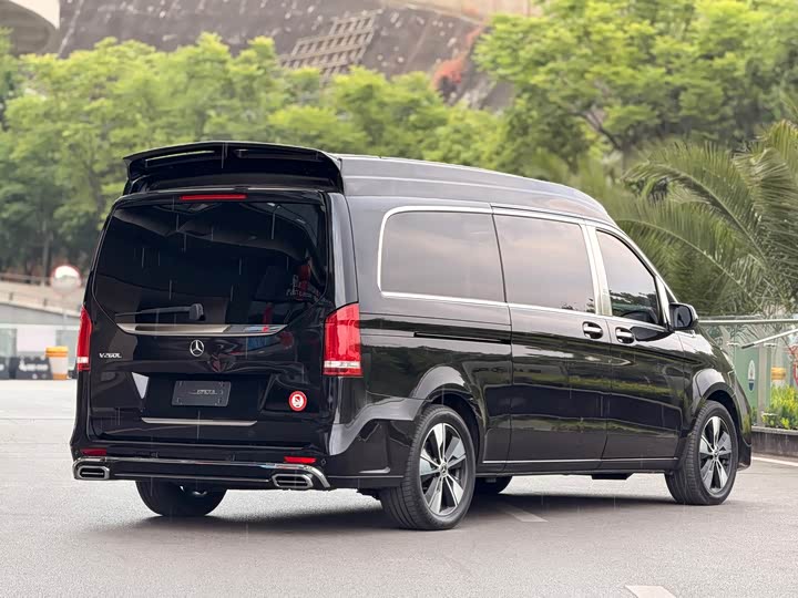 Фото 6 - Mercedes-Benz V-Class