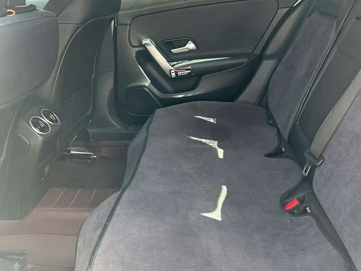 Фото 5 - Mercedes-Benz A-Class