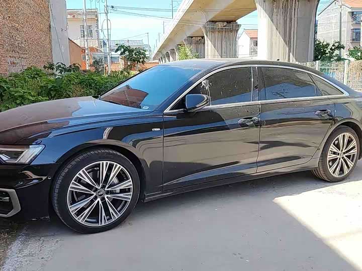 Audi A6L 2026 2026款 45 TFSI 臻选动感型