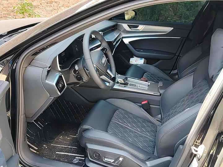 Audi A6L 2026 2026款 45 TFSI 臻选动感型