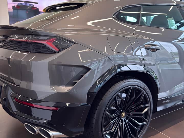 Lamborghini Urus SE 2025 2025款 4.0T 标准版