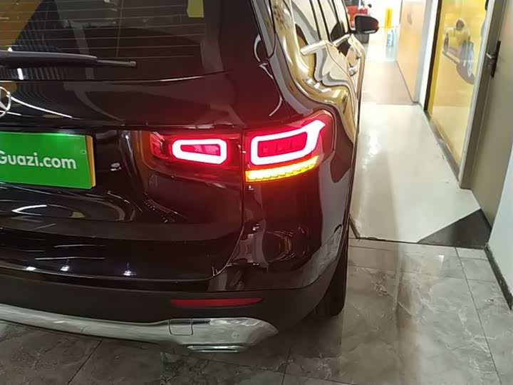 Mercedes-Benz GLB-Class 2022 2022款 改款 GLB 200 动感型