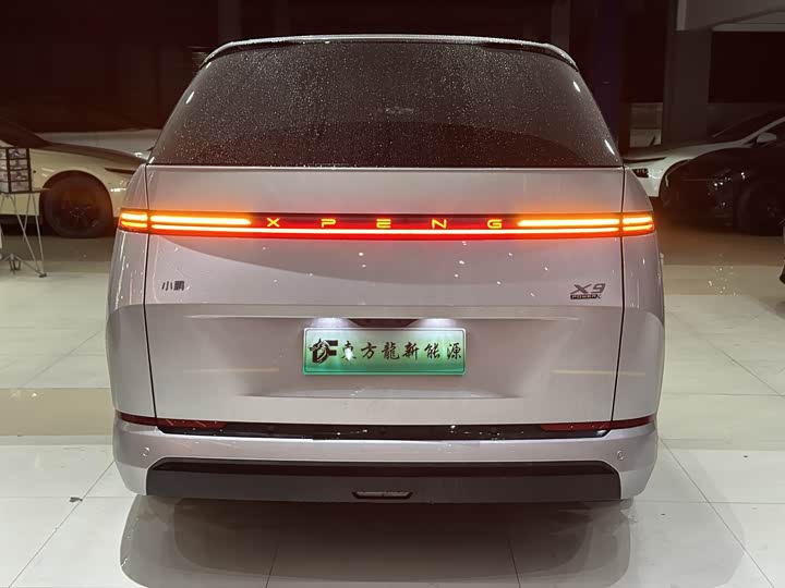 XPeng X9 2026 2026款 增程 1602 Ultra