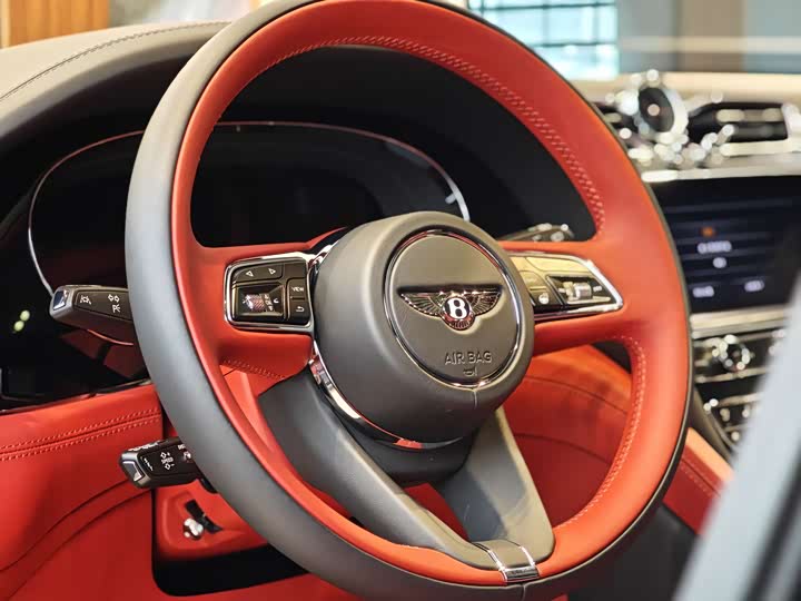 Bentley Bentayga 2024 2024款 4.0T V8 S