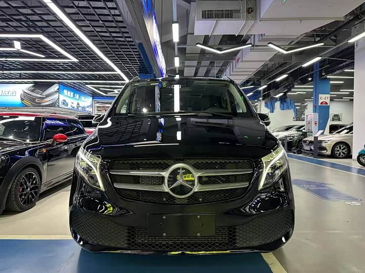 Фото 2 - Mercedes-Benz V-Class