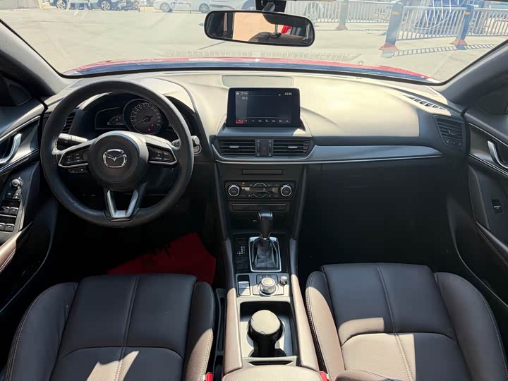 Mazda CX-4 2021 2021款 2.0L 自动两驱蓝天品位版