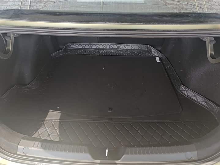 GAC Trumpchi Empow R 2021 2021款 270T DCT J16版