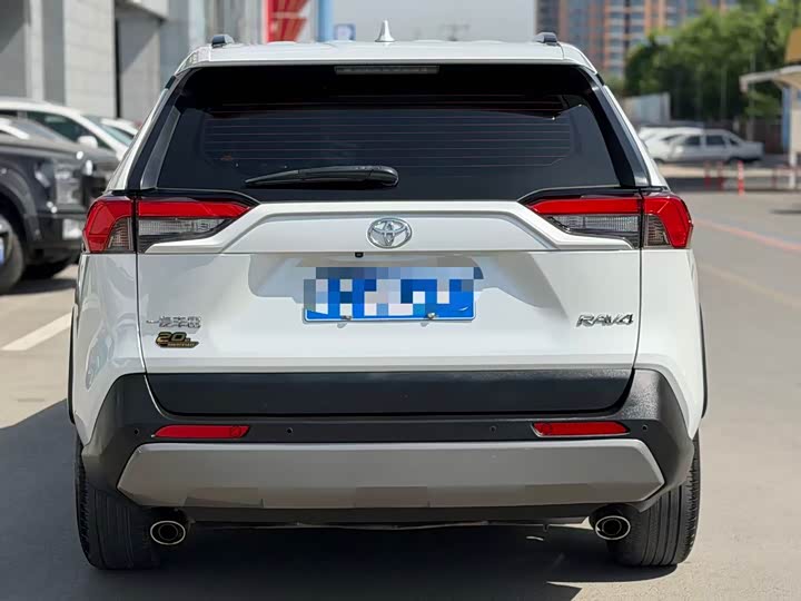 صورة 3 - Toyota RAV4