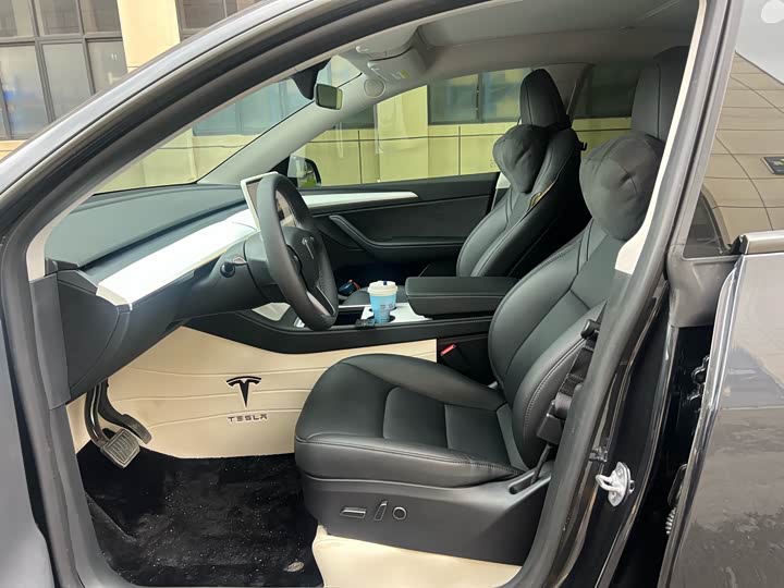 Tesla Model Y 2024 2024款 后轮驱动版