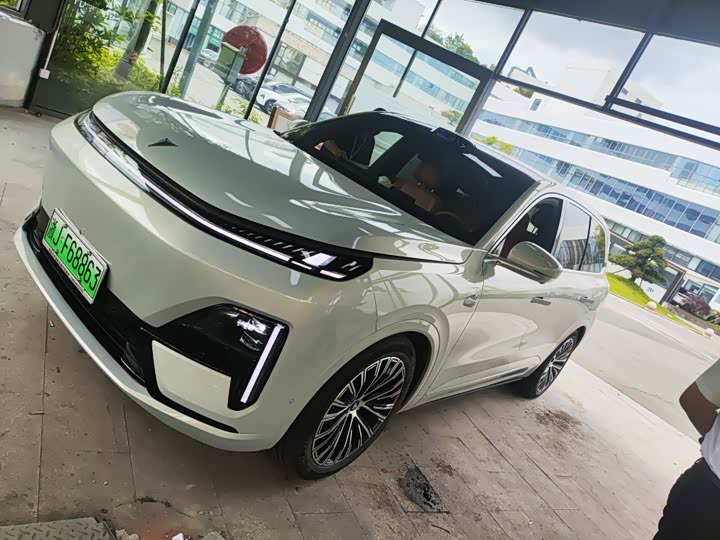 Changan Deepal S09 2025 2025款 四驱Ultra+ 高定版