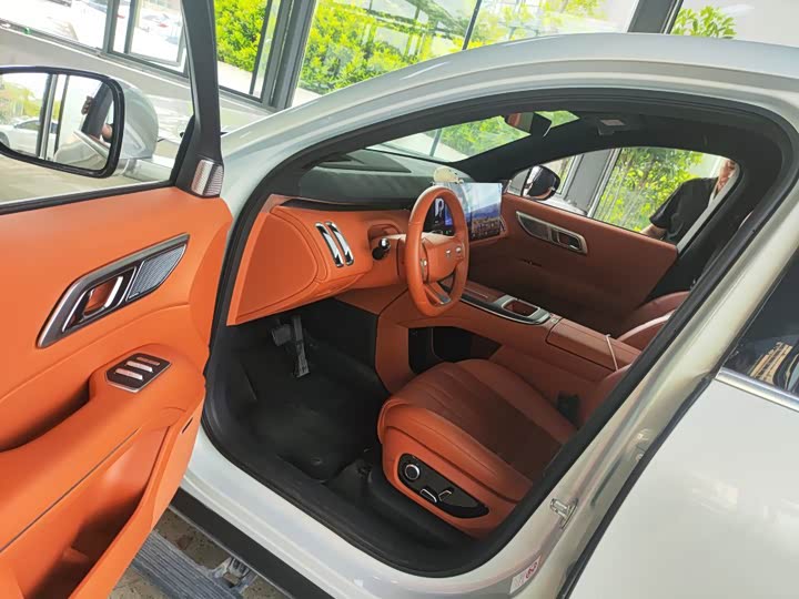 Changan Deepal S09 2025 2025款 四驱Ultra+ 高定版