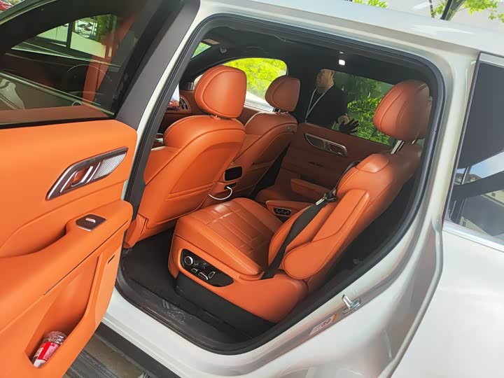 Changan Deepal S09 2025 2025款 四驱Ultra+ 高定版