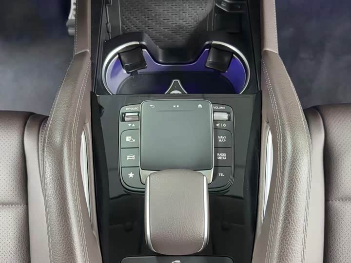 Фото 6 - Mercedes-Benz GLS-Class