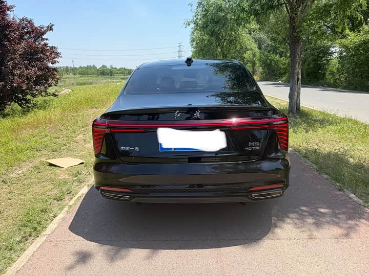 Hongqi H5 2025 2025款 2.0T 自动玄影版