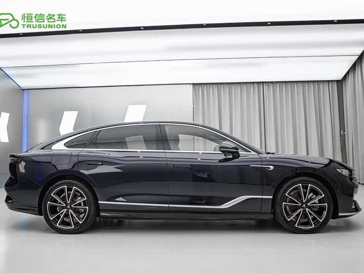 Voyah Passion 2024 2024款 PHEV 四驱超长续航旗舰版