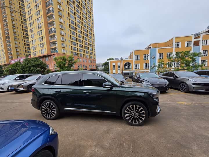 Фото 9 - Geely Monjaro
