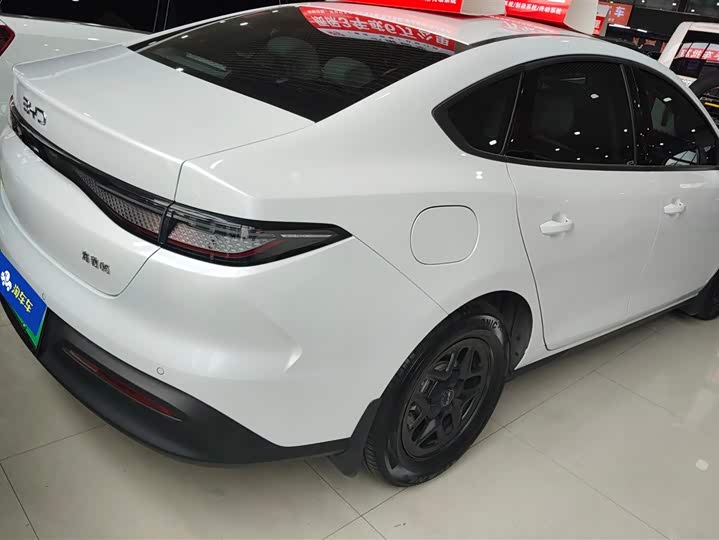 BYD Seal 05 DM-i Hybrid 2025 2025款 DM-i 智驾版 55KM豪华型