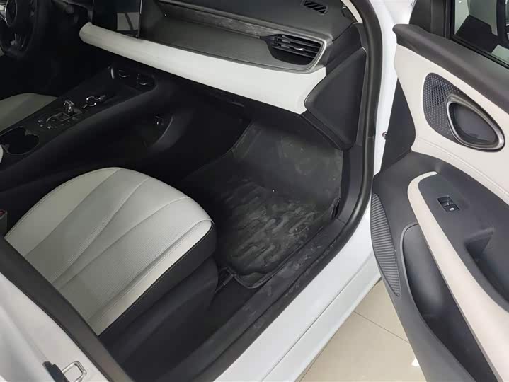 BYD Seal 05 DM-i Hybrid 2025 2025款 DM-i 智驾版 55KM豪华型