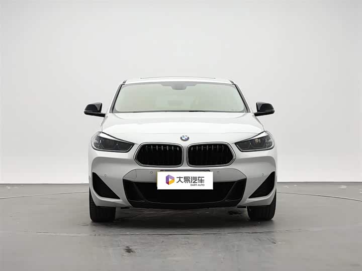 Фото 2 - BMW X2