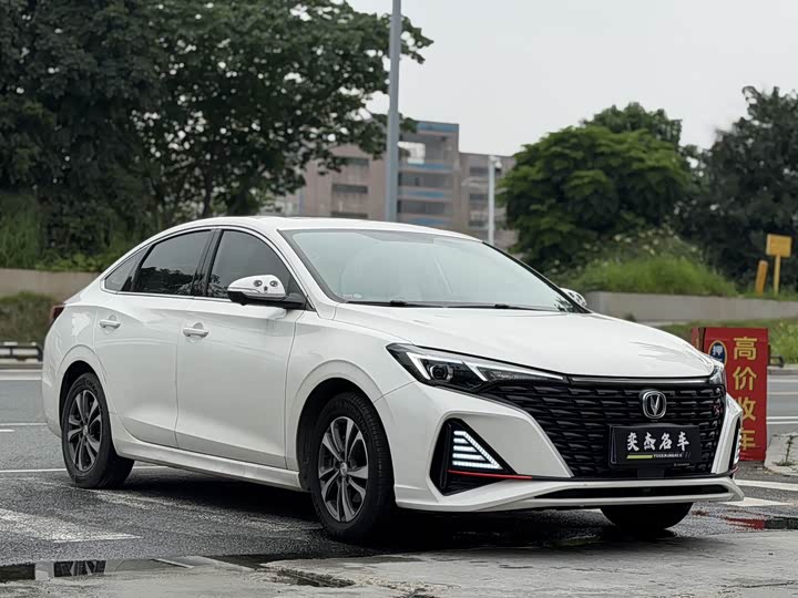 Фото 3 - Changan Eado Plus