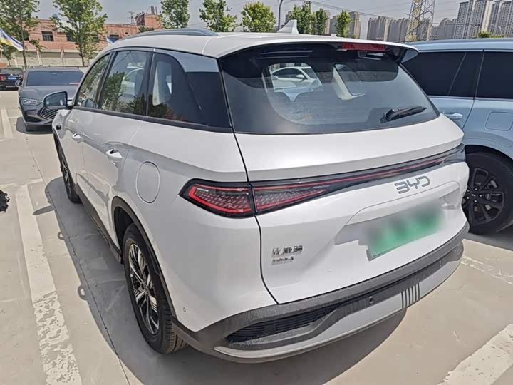 BYD Sea Lion 05 DM-i Hybrid 2025 2025款 DM-i 智驾版 75KM尊贵型