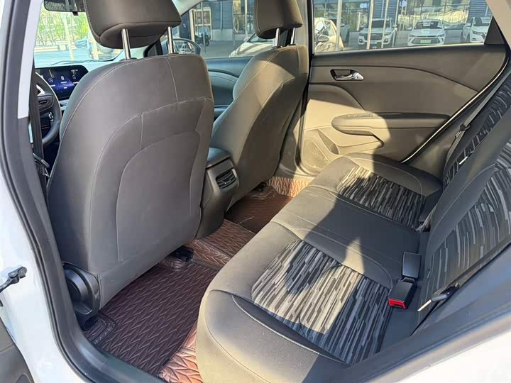 Chevrolet Monza 2023 2023款 1.5L 双离合乐享版