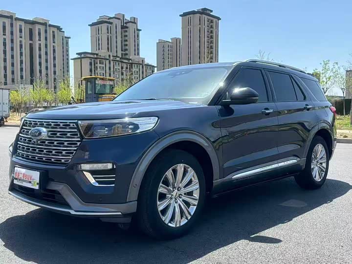 Фото 3 - Ford Explorer