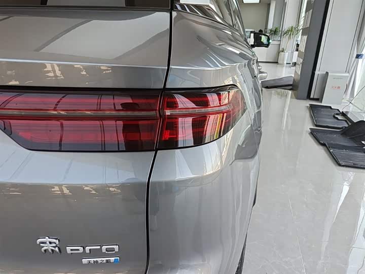 BYD Song Pro Hybrid 2025 2025款 第二代 智驾版 DM-i 115KM超越型