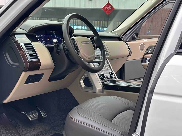 Zdjęcie 4 - Land Rover Range Rover