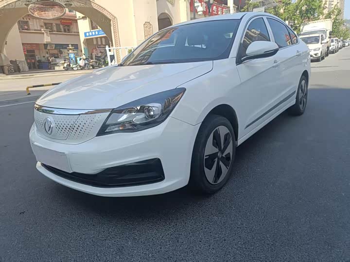 Dongfeng Aeolus E70 2022 2022款 500 PLUS 超享版
