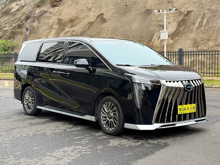 GAC Trumpchi M8 2025 2025款 宗师系列 超级混动版
