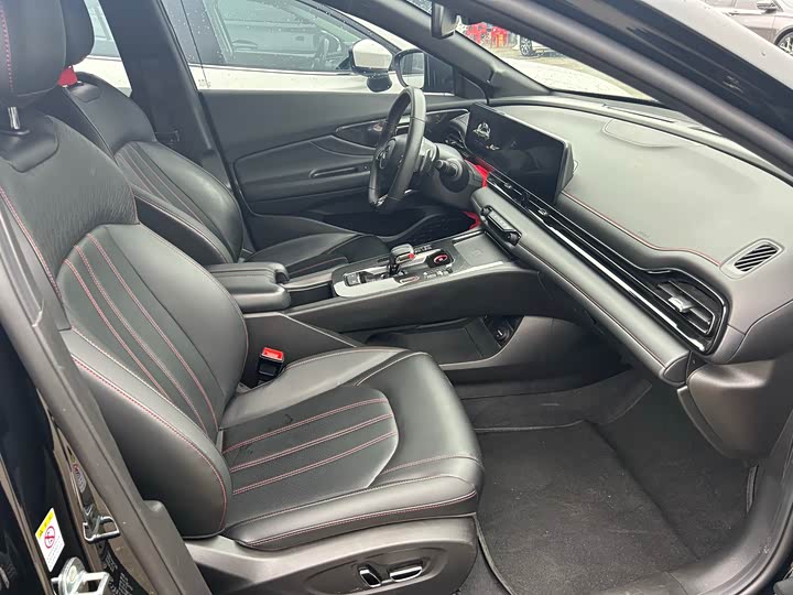 Zdjęcie 8 - GAC Trumpchi Empow R